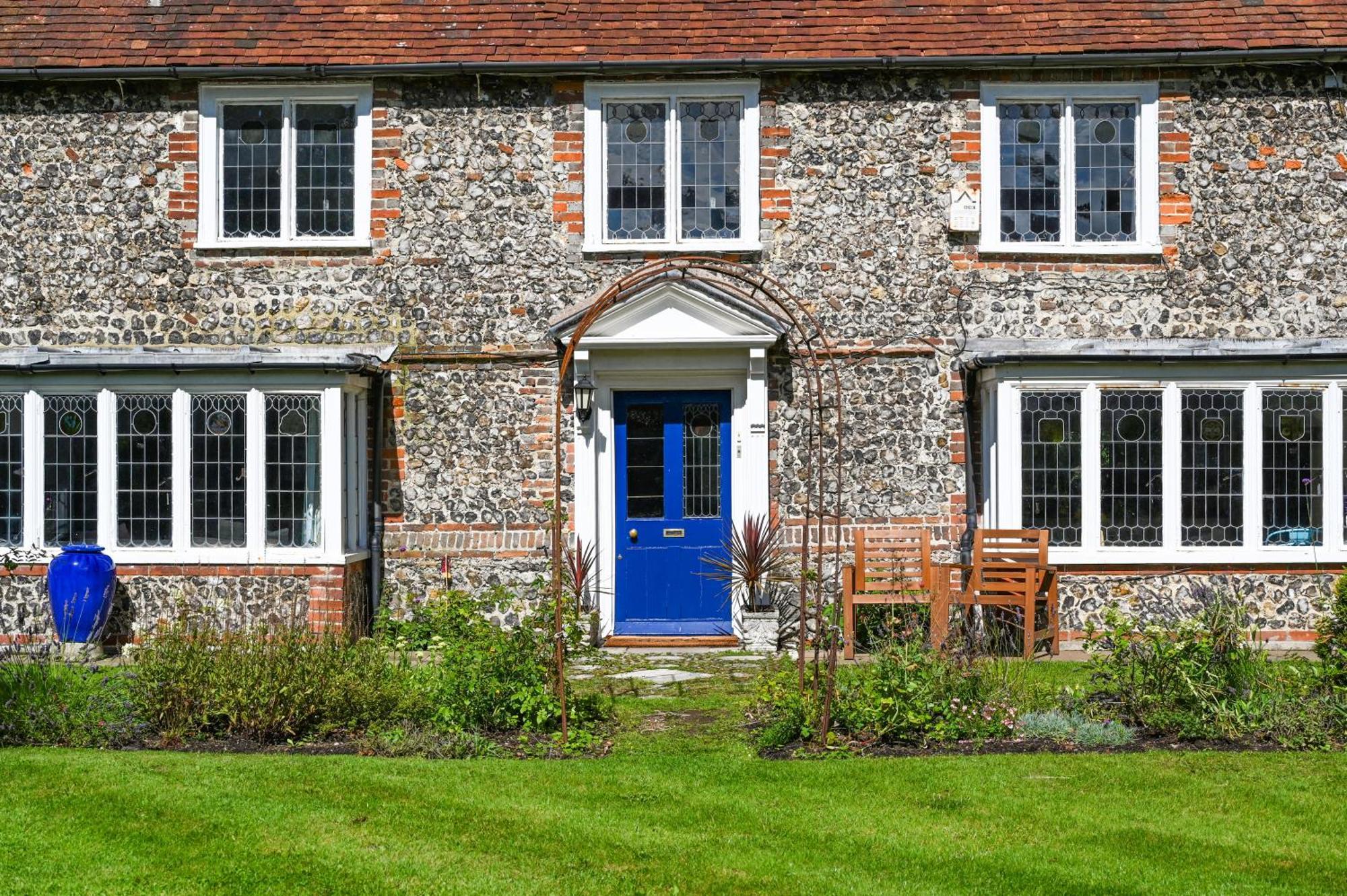 Villa Walnut Tree House à Rustington Extérieur photo
